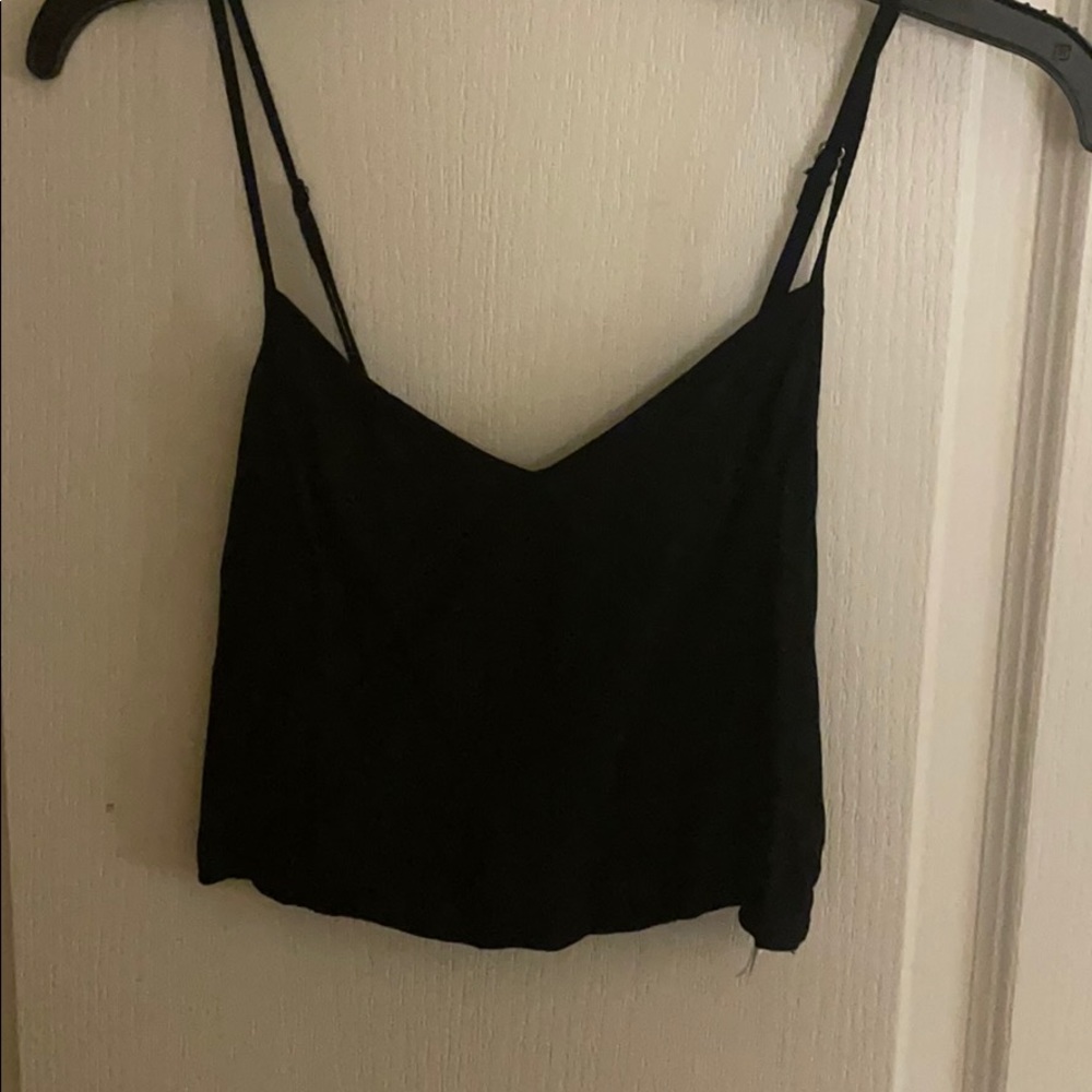 ribbed black tank top
